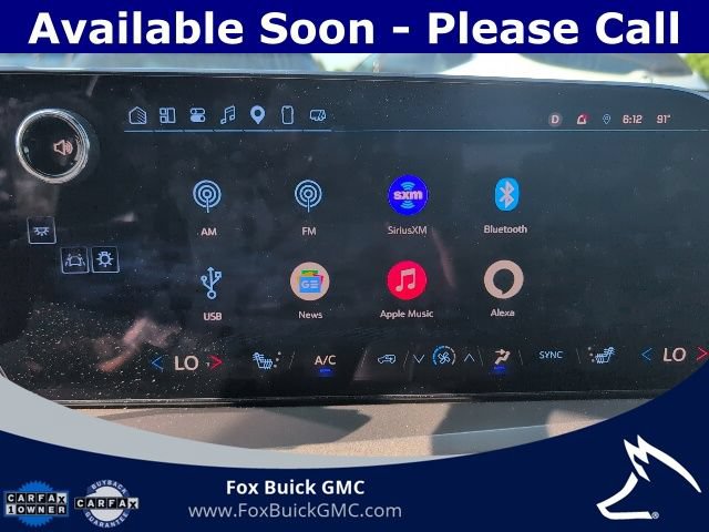 Used 2025 Chevrolet Traverse LT w/ Driver Confidence Package AWD/4WD image 12