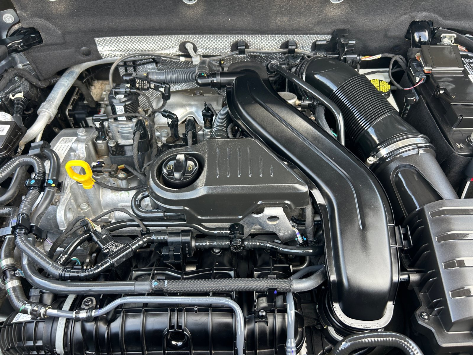 Certified 2022 Volkswagen Taos SE FWD image 20