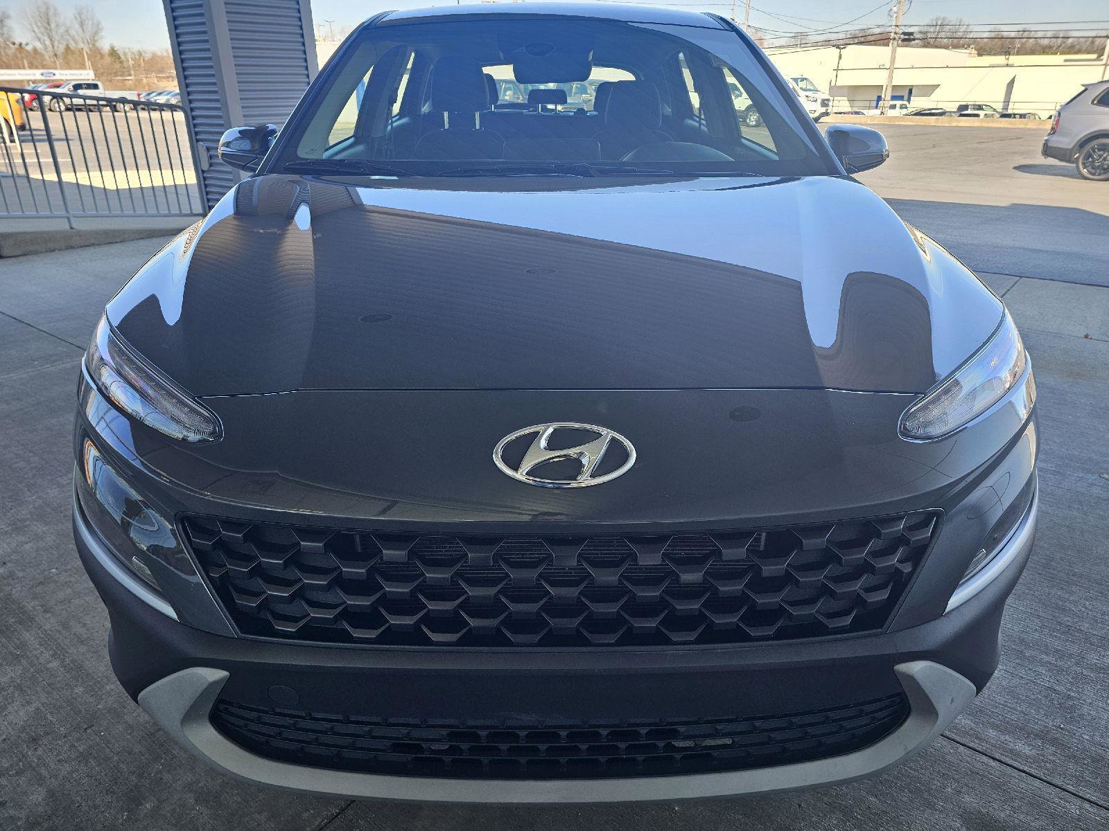 Used 2023 Hyundai Kona SE FWD image 8