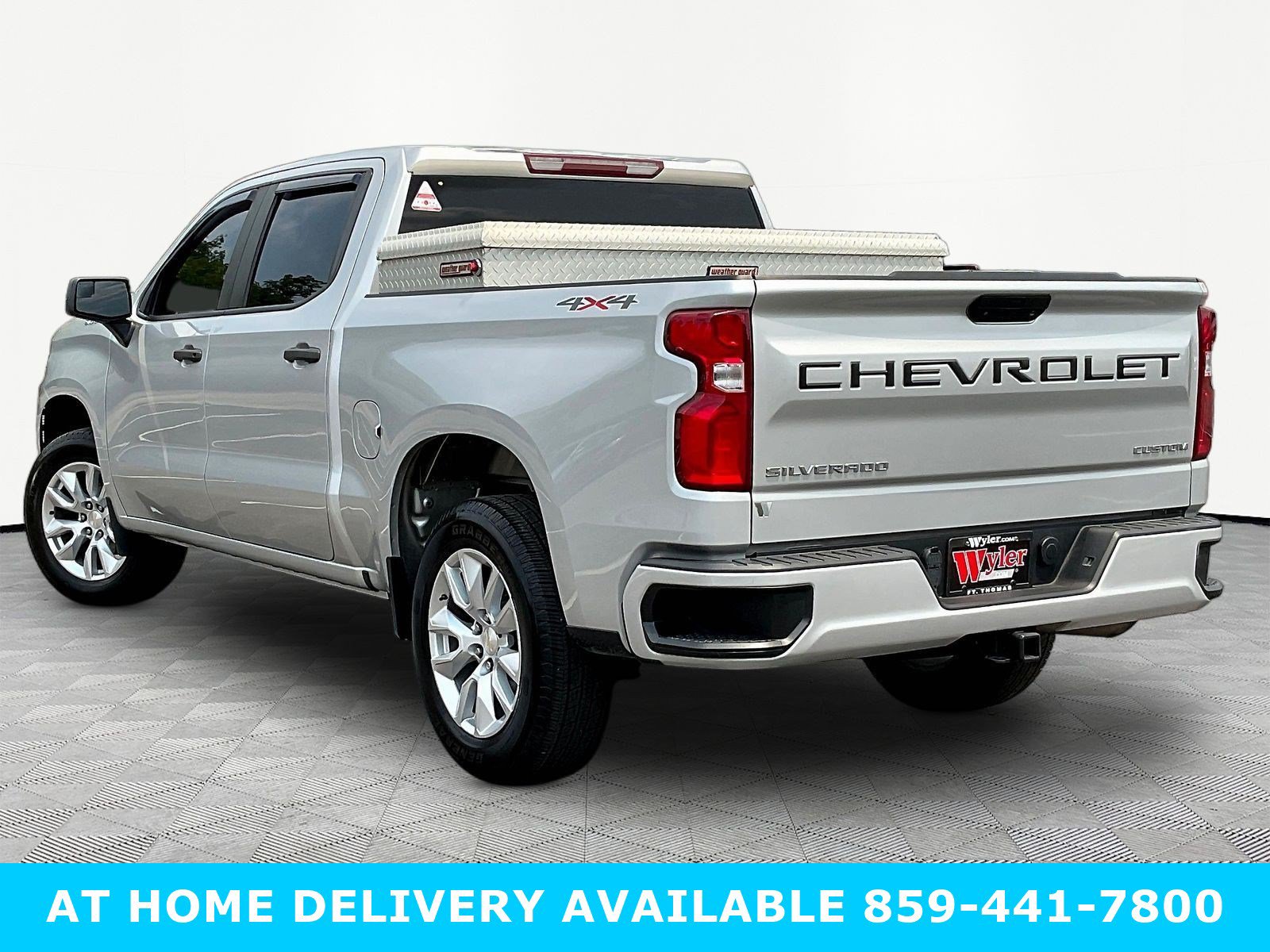 Used 2022 Chevrolet Silverado 1500 Custom AWD/4WD image 4