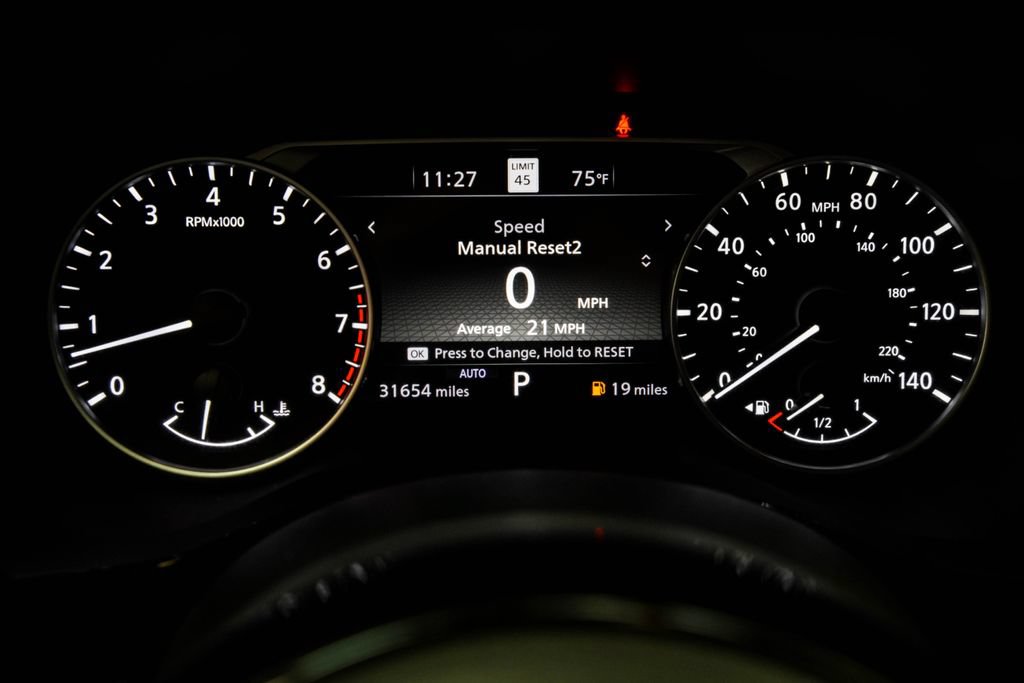 Used 2023 Nissan Pathfinder SL AWD/4WD image 35