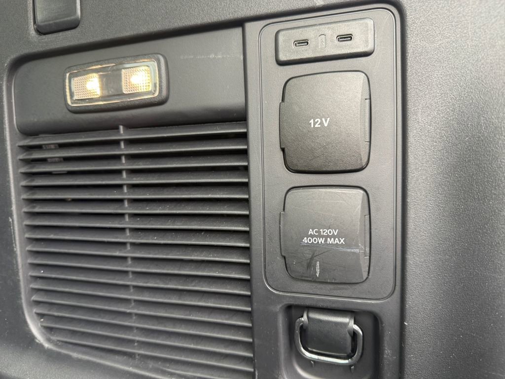 Certified 2025 Ford Expedition Max Platinum image 26