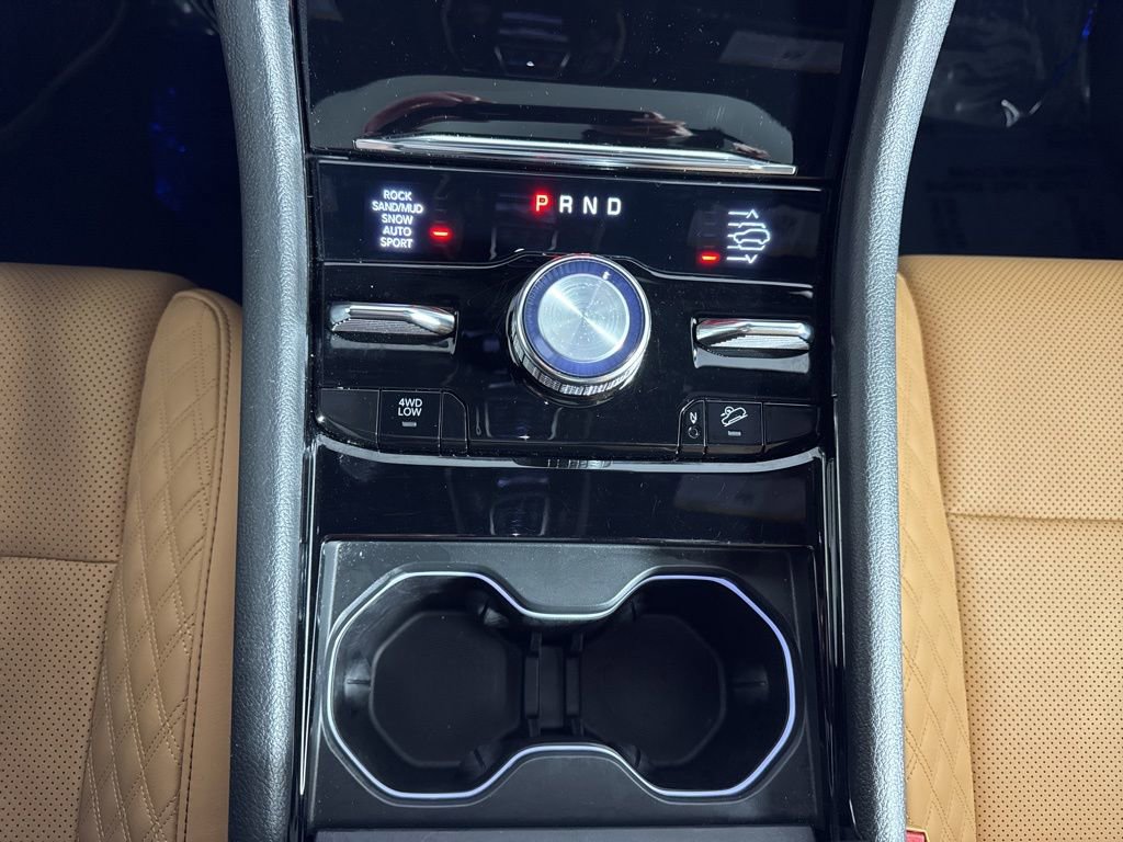 Used 2022 Jeep Grand Cherokee Summit image 30