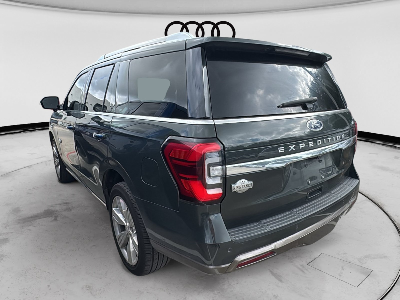 Used 2023 Ford Expedition King Ranch RWD image 6