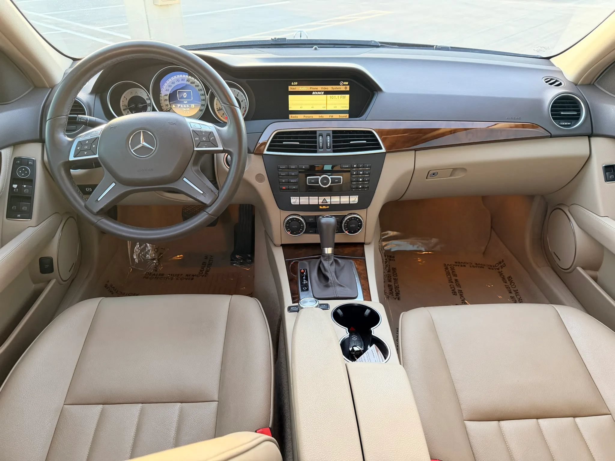 Used 2012 Mercedes-Benz C 250 Sedan image 10