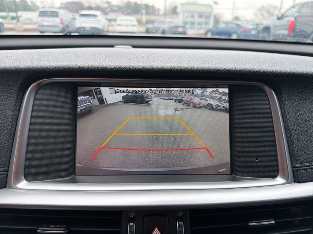 Used 2020 Kia Optima SE image 19