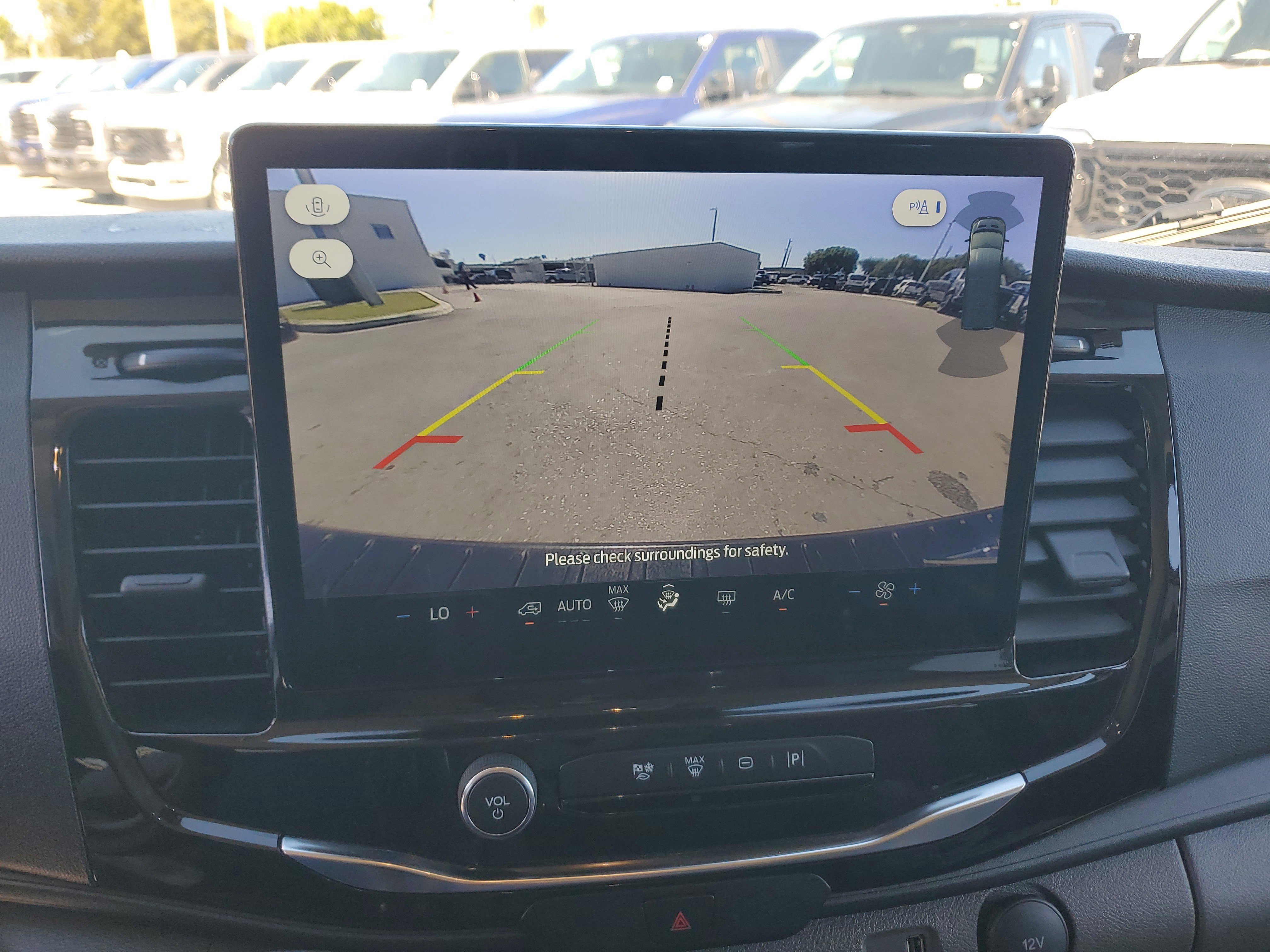 Used 2024 Ford Transit 350 XLT image 11