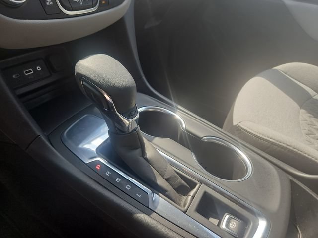 Used 2024 Chevrolet Equinox LS FWD image 23