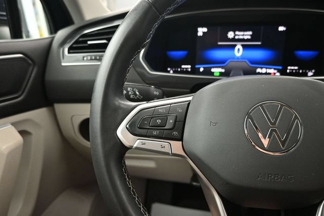 Used 2023 Volkswagen Tiguan SE FWD image 15