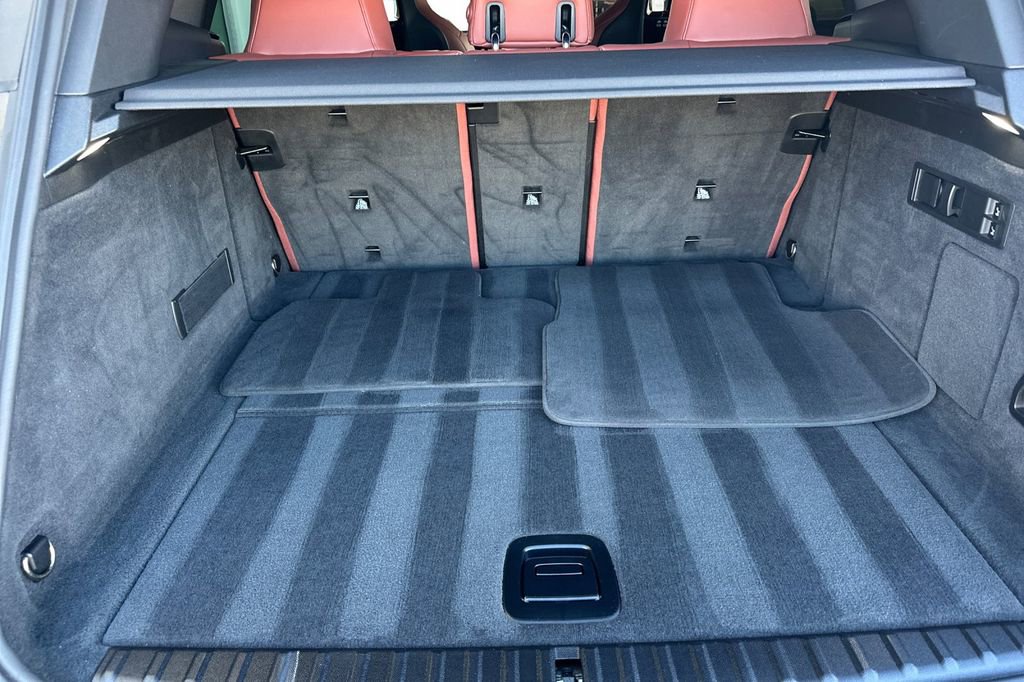 Used 2023 BMW iX M60 image 16