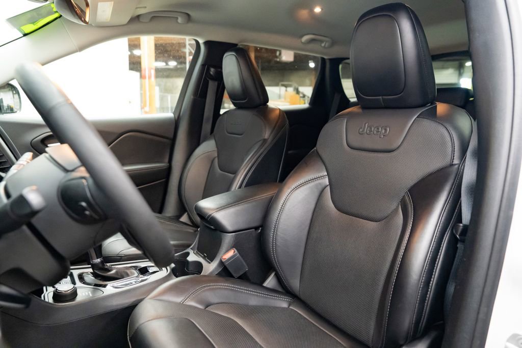 Used 2023 Jeep Cherokee Altitude Lux AWD/4WD image 24