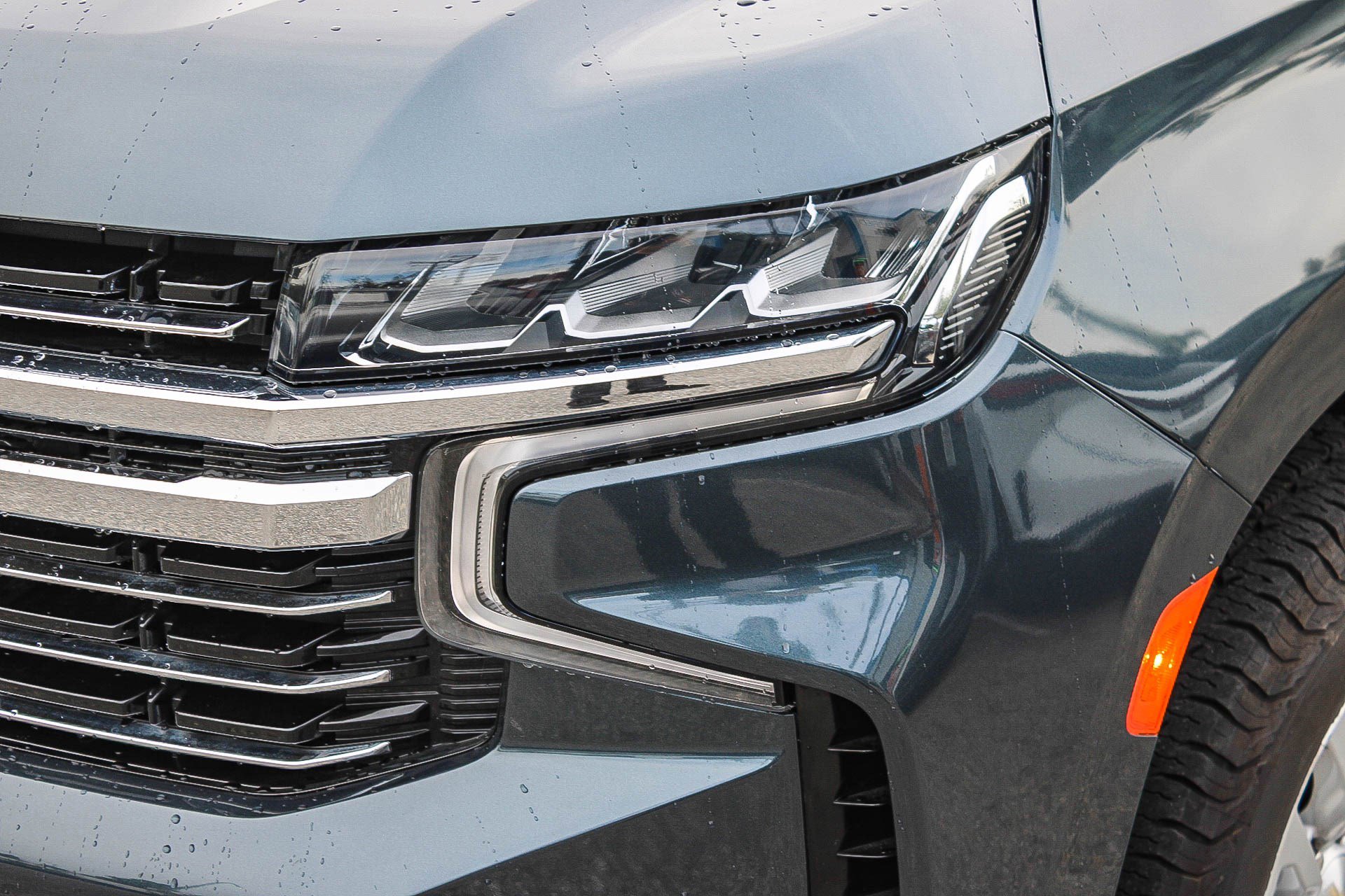 Used 2021 Chevrolet Suburban LT image 5