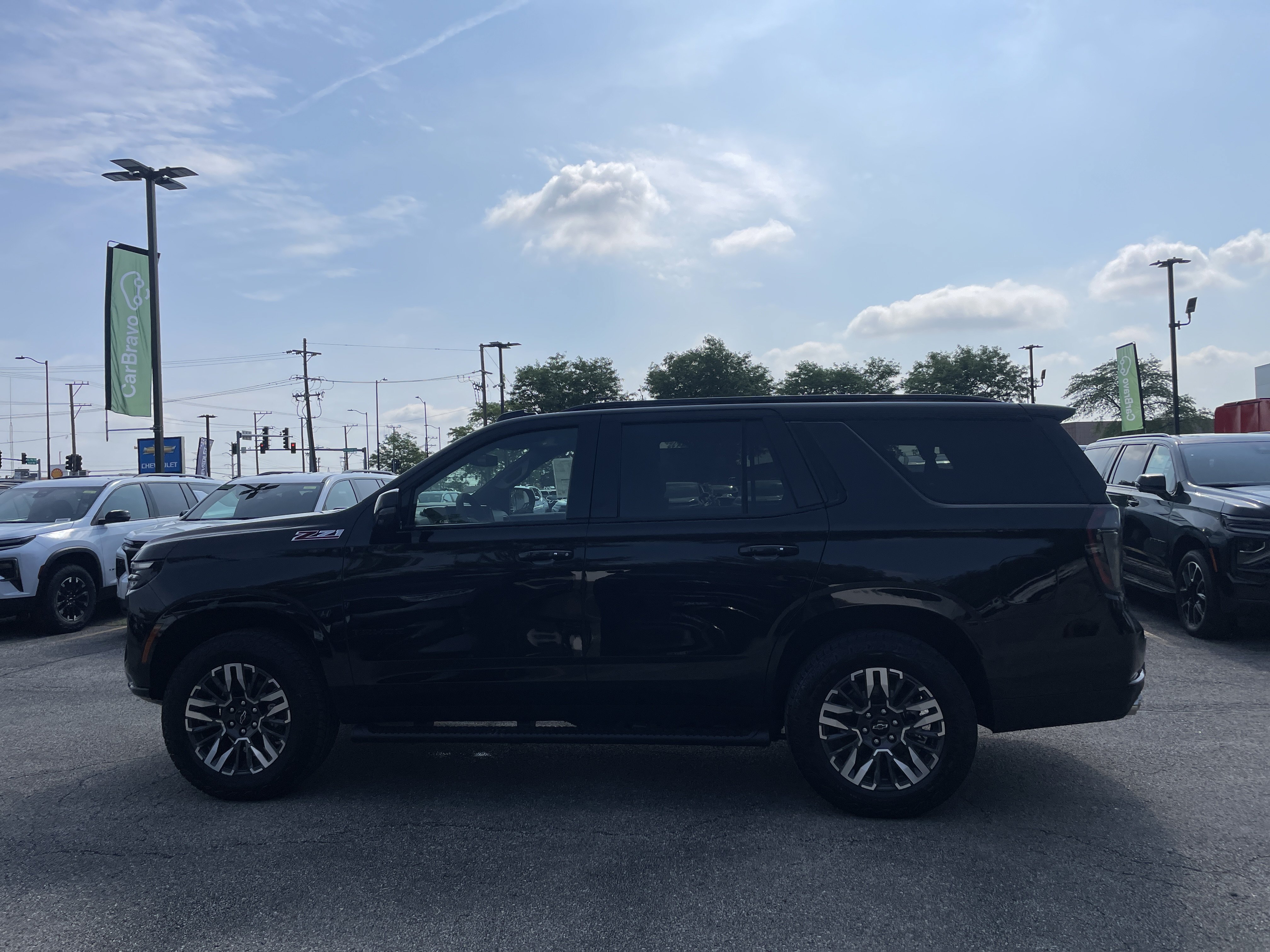 New 2026 Chevrolet Tahoe Z71 w/ Comfort Package AWD/4WD image 8