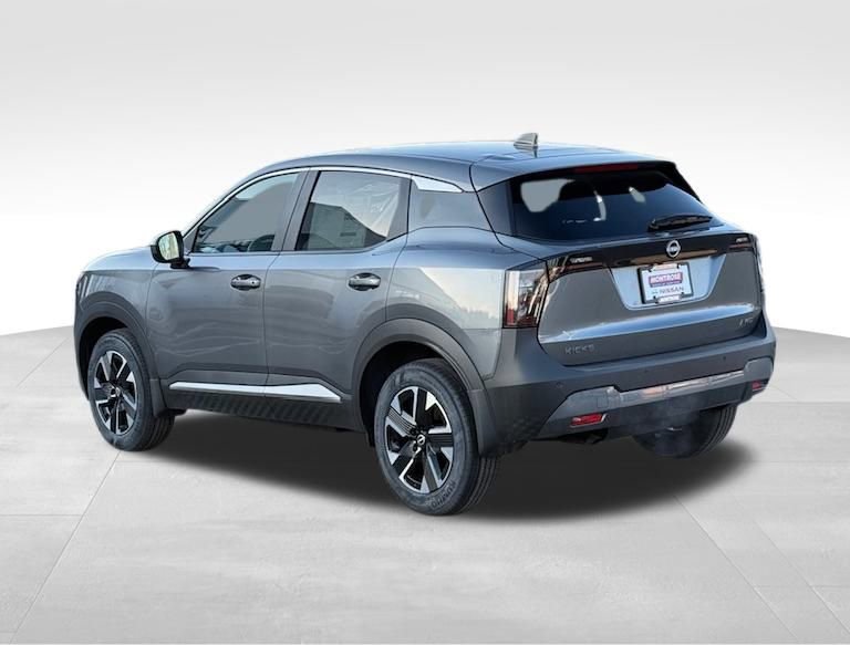 Used 2026 Nissan Kicks SV image 5