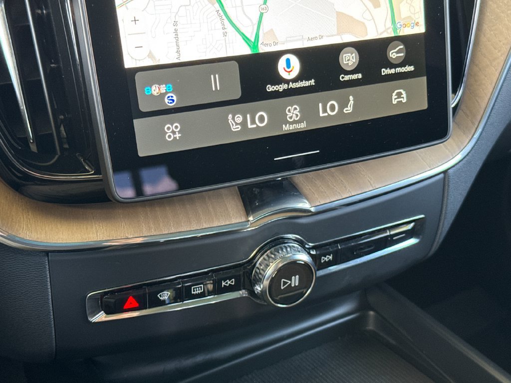 Certified 2026 Volvo XC60 B5 Plus AWD/4WD image 20