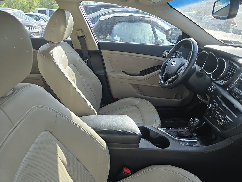 Used 2011 Kia Optima EX w/ Premium Pkg FWD image 5