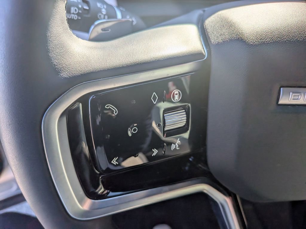 Used 2024 Land Rover Discovery Sport Dynamic SE image 16