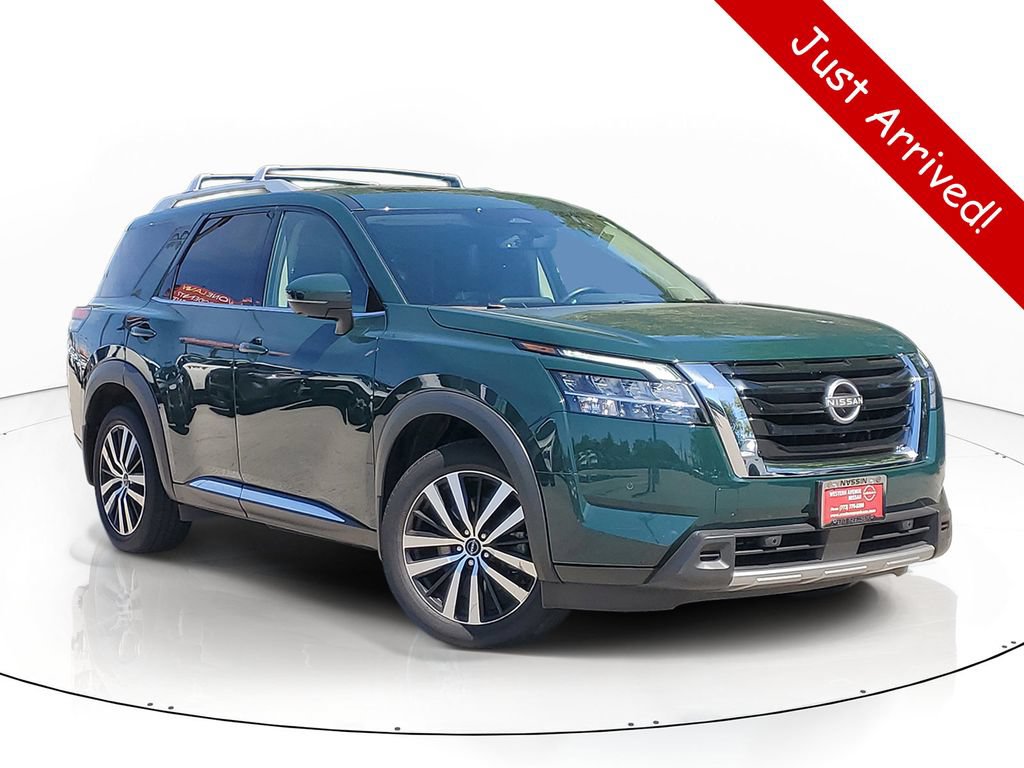 Used 2023 Nissan Pathfinder Platinum