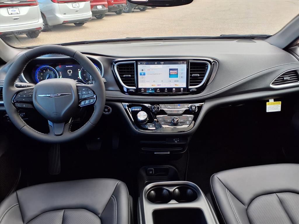 New 2026 Chrysler Pacifica Select w/ S Appearance Package AWD/4WD image 24