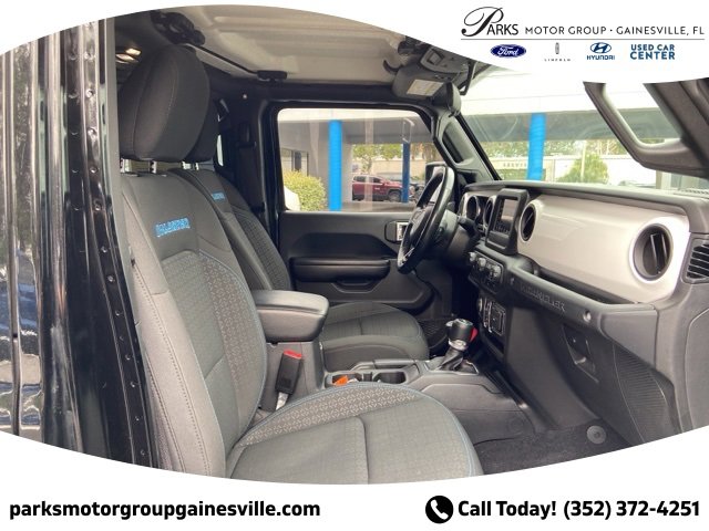 Used 2021 Jeep Wrangler Unlimited Islander image 19