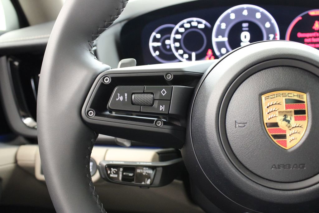 New 2026 Porsche Panamera image 31