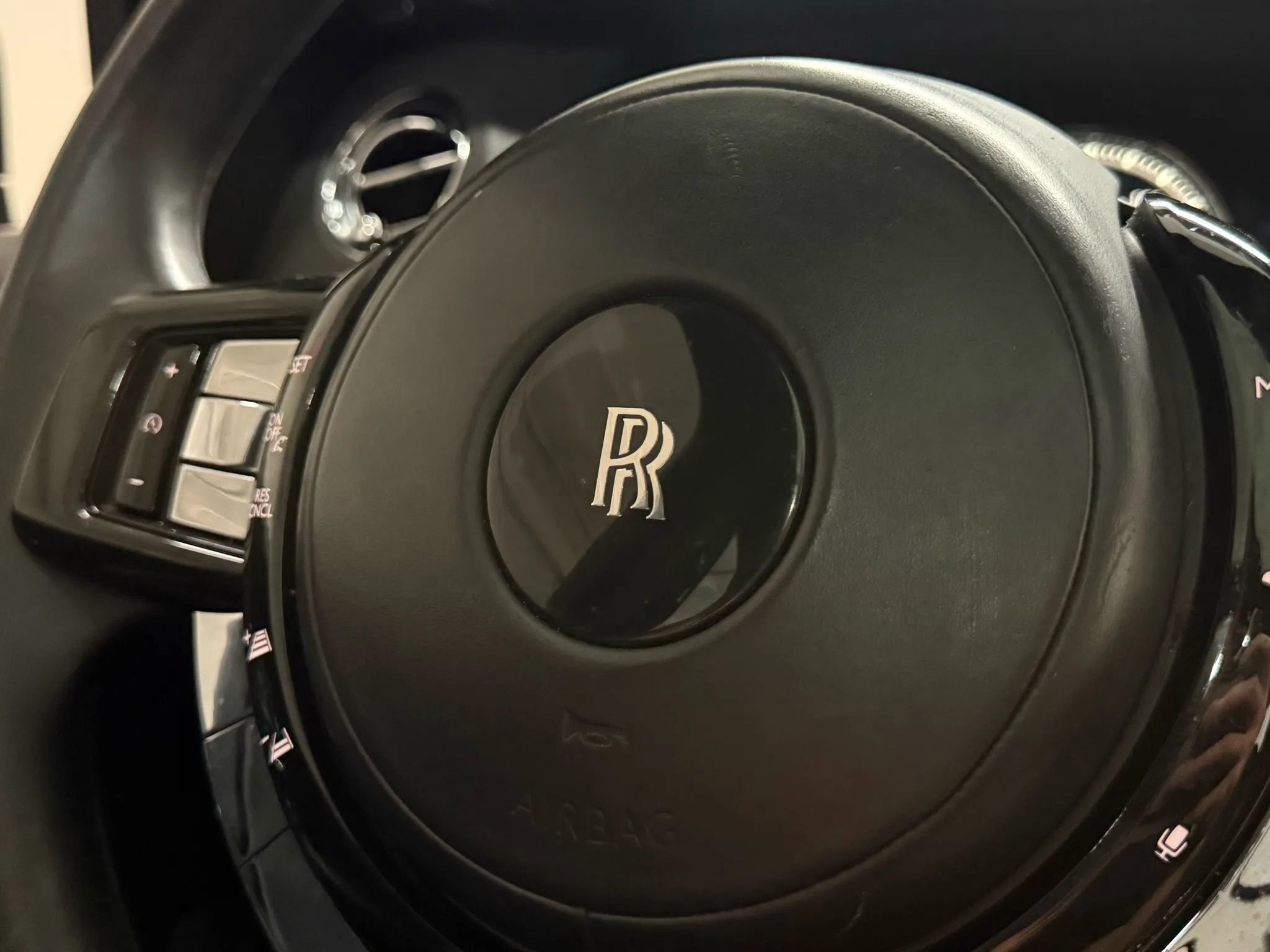 Used 2019 Rolls-Royce Cullinan image 19