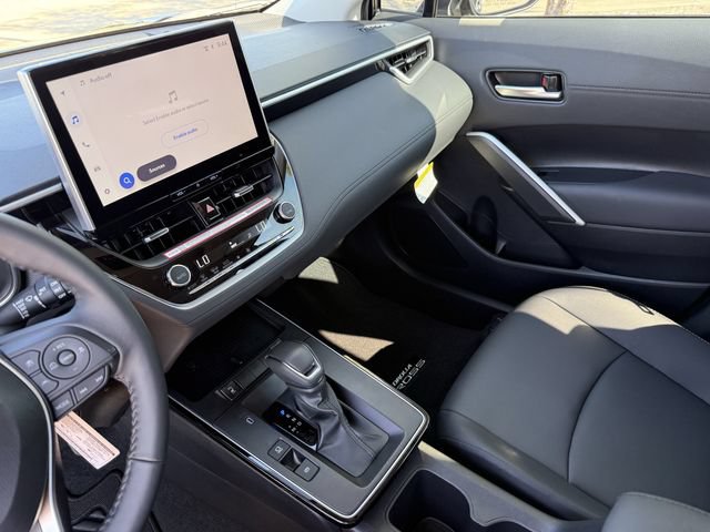 Certified 2026 Toyota Corolla Cross XLE w/ Convenience Package FWD image 18