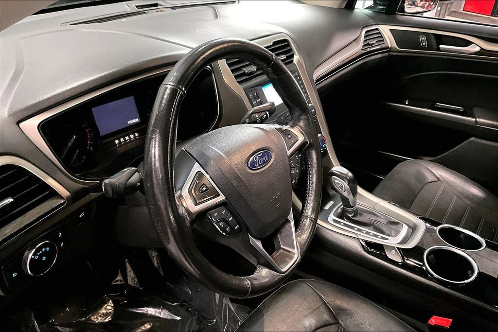 Used 2013 Ford Fusion SE image 9