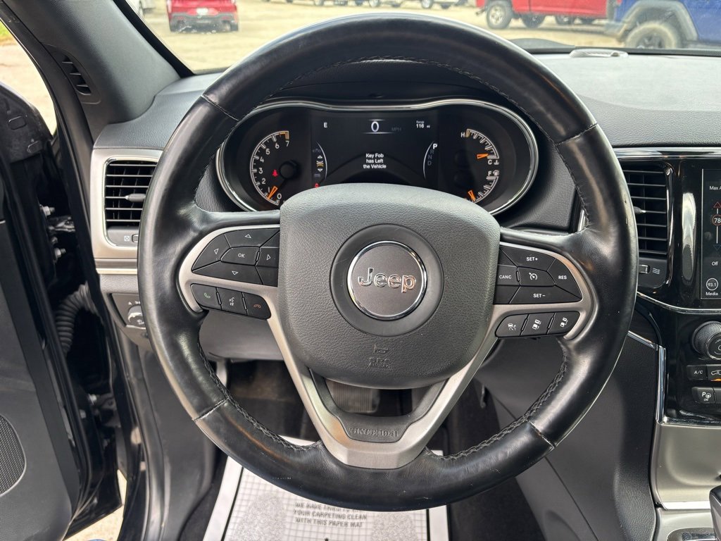 Used 2022 Jeep Grand Cherokee Limited w/ Technology Group image 11