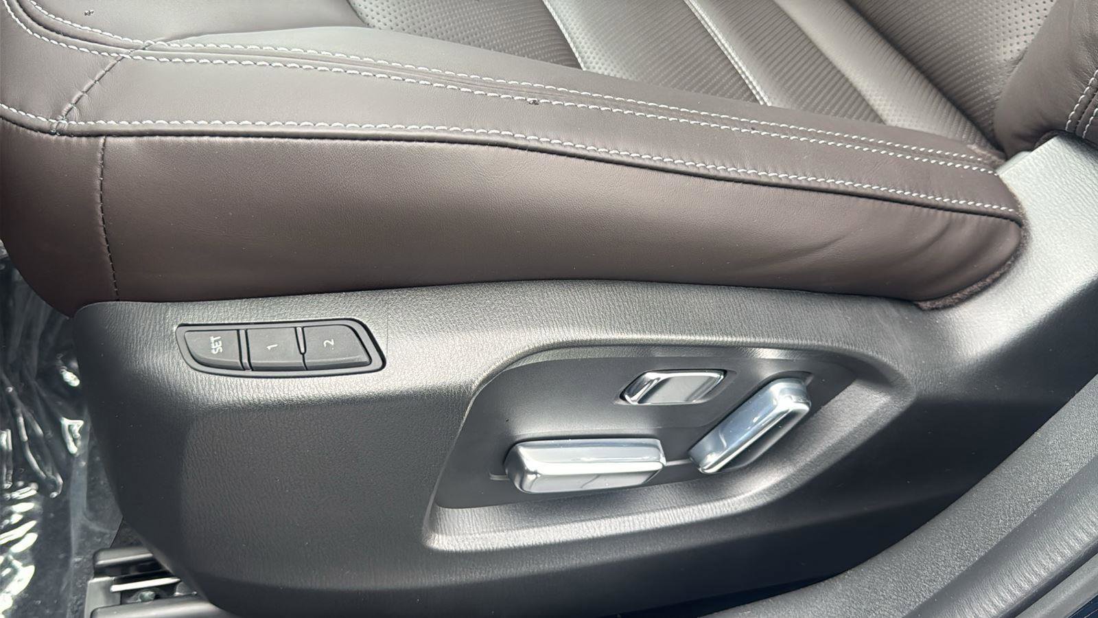 New 2025 MAZDA CX-5 Signature image 13