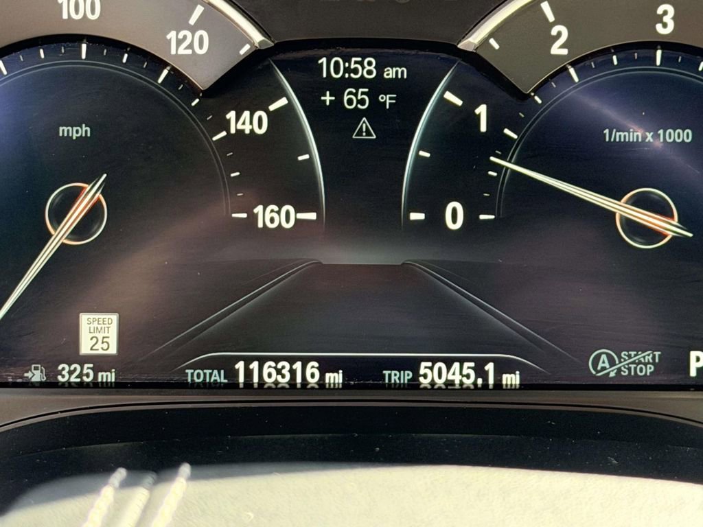 Used 2019 BMW 540i xDrive image 10