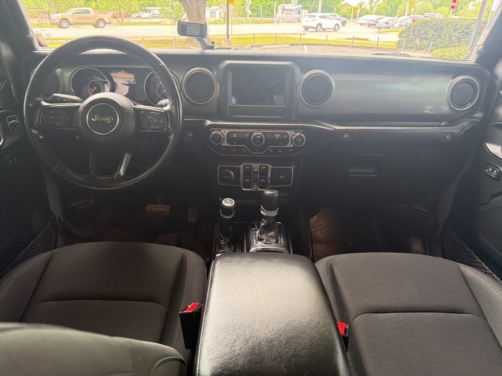 Used 2021 Jeep Gladiator Willys image 23