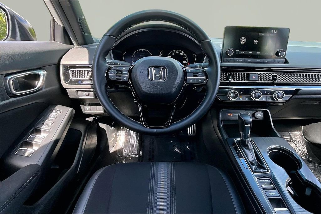 Used 2024 Honda Civic Sport image 9