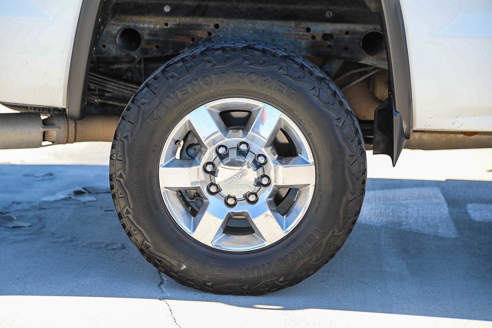 Used 2017 GMC Sierra 2500 SLT w/ Duramax Plus Package image 11