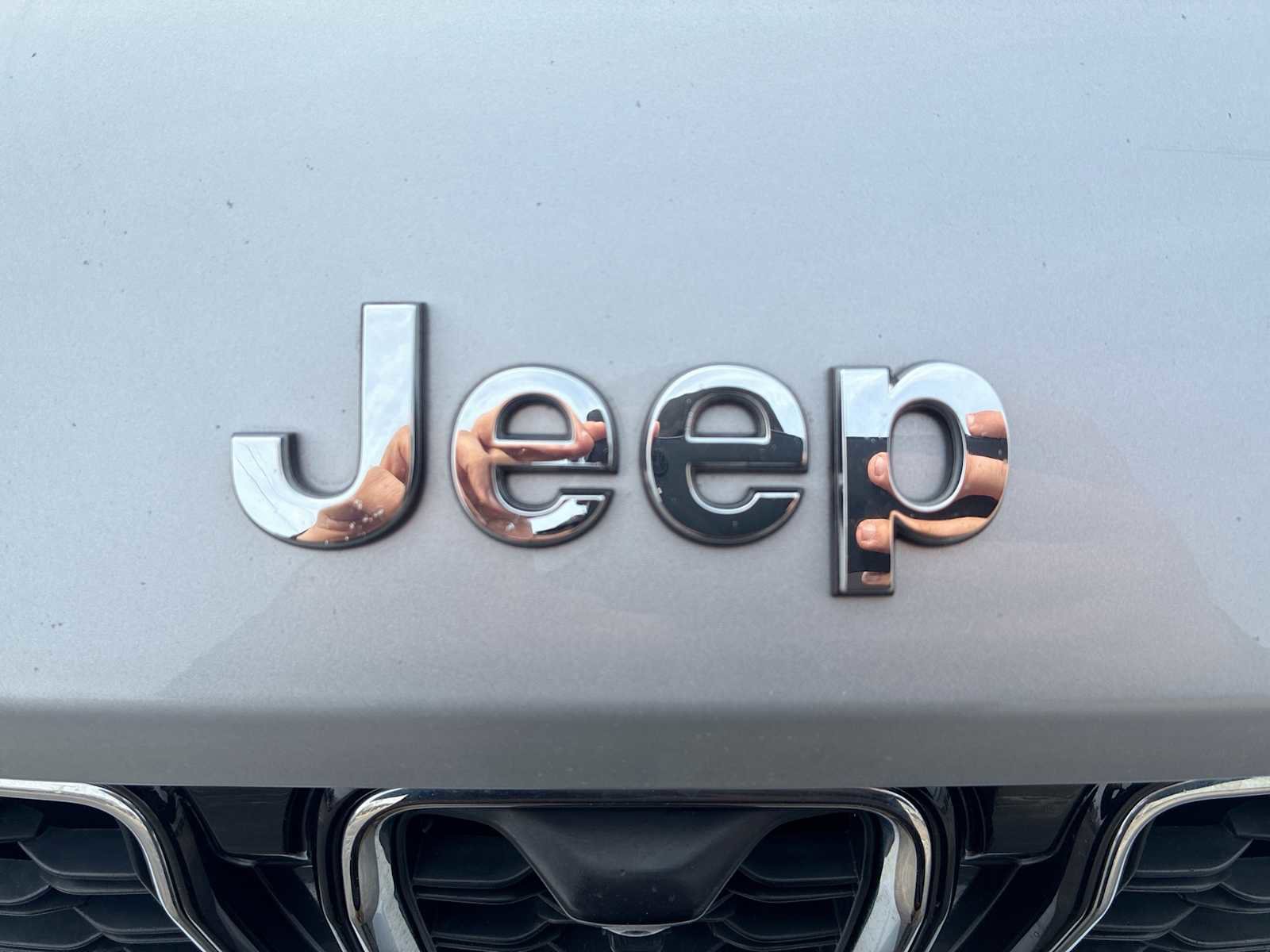 Used 2021 Jeep Grand Cherokee L Limited w/ Luxury Tech Group II image 32