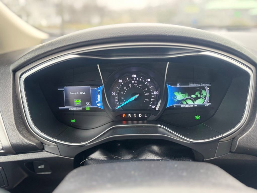 Used 2018 Ford Fusion S FWD image 18