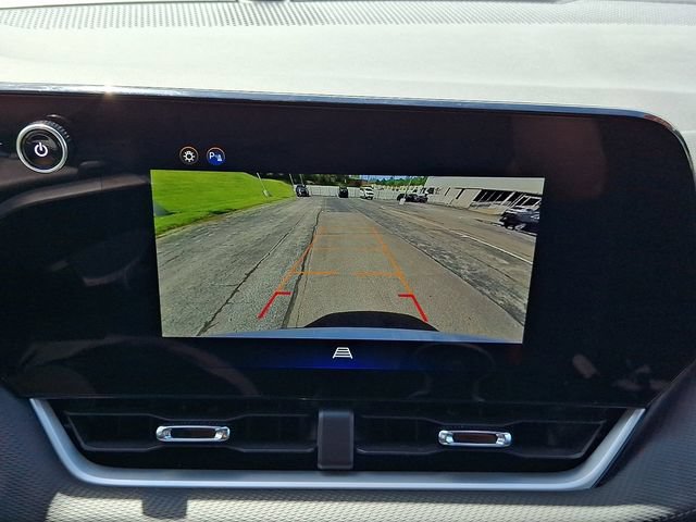 Used 2025 Chevrolet Equinox LT AWD/4WD image 19