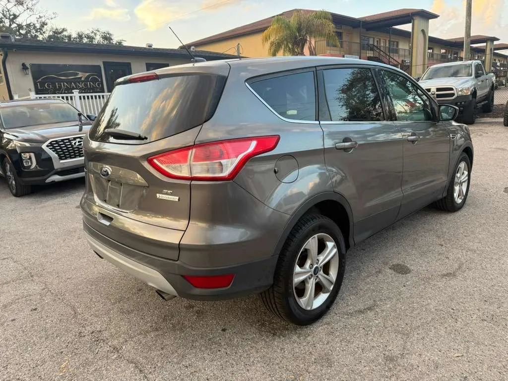 Used 2014 Ford Escape SE image 8