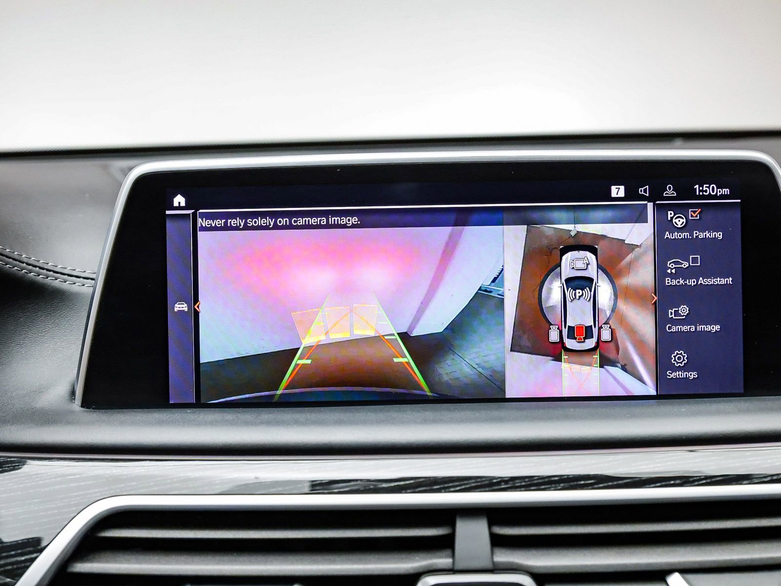 Certified 2022 BMW 750i xDrive w/ Luxury Rear Seating Package AWD/4WD image 27