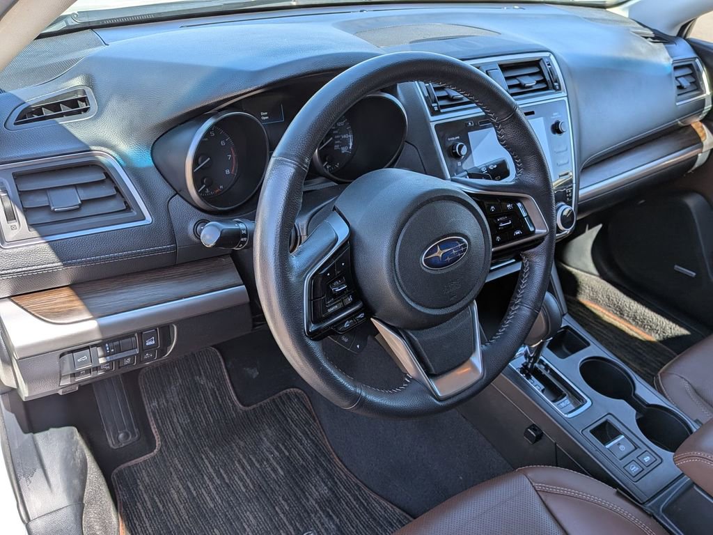 Used 2019 Subaru Outback 3.6R Touring AWD/4WD image 11