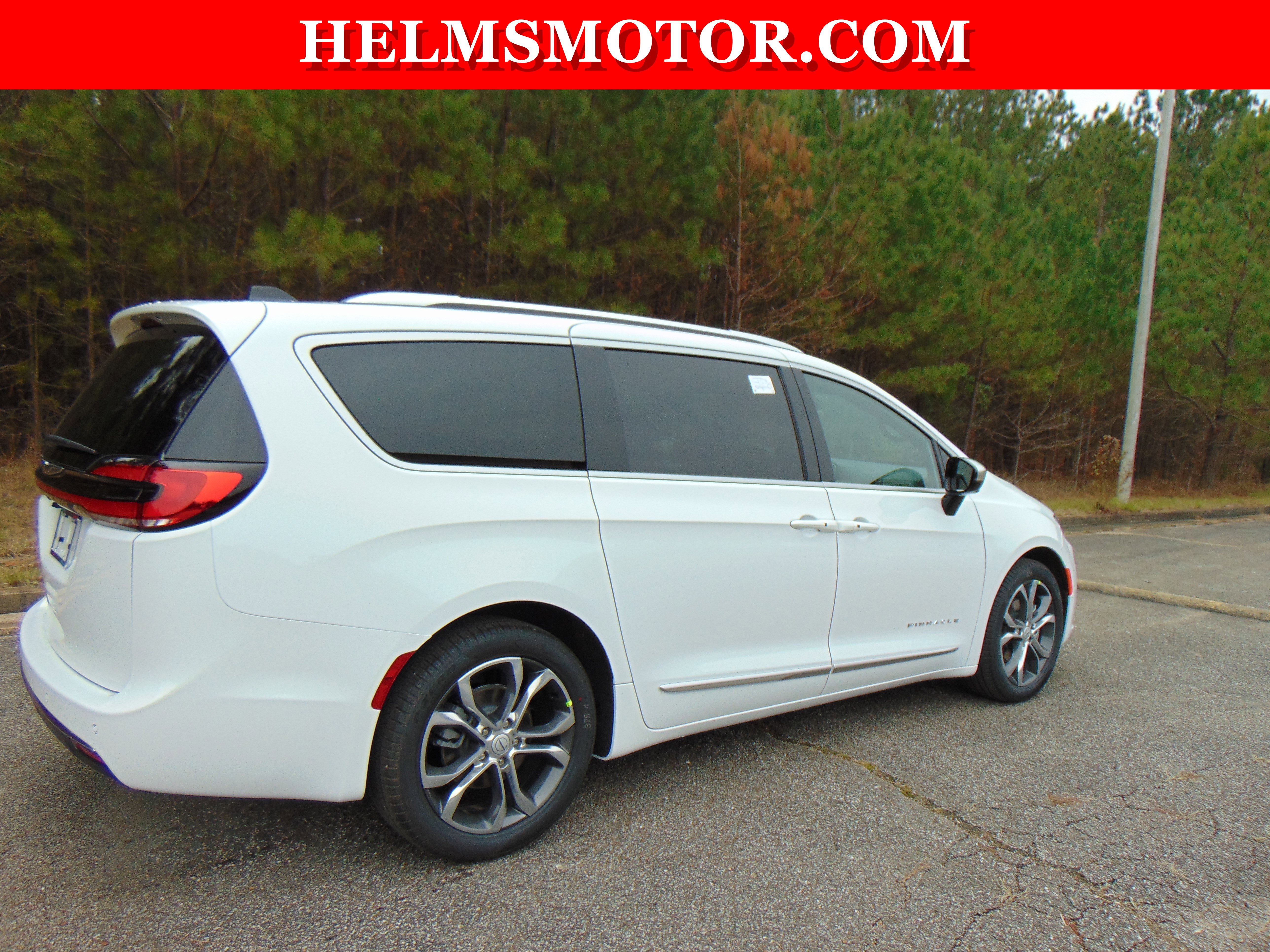 New 2026 Chrysler Pacifica Pinnacle image 19