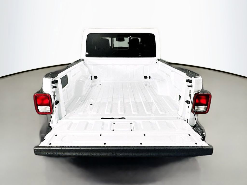 New 2026 Jeep Gladiator Sport image 16