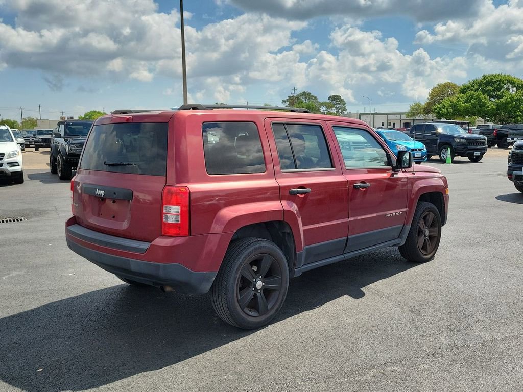Used 2013 Jeep Patriot Sport w/ Tire & Wheel Group AWD/4WD image 6