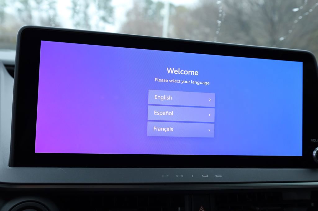 Used 2024 Toyota Prius Limited image 8