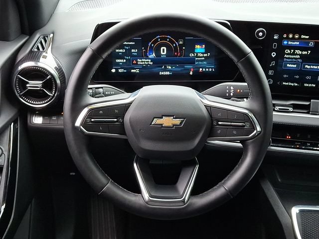 Used 2025 Chevrolet Equinox LT AWD/4WD image 19