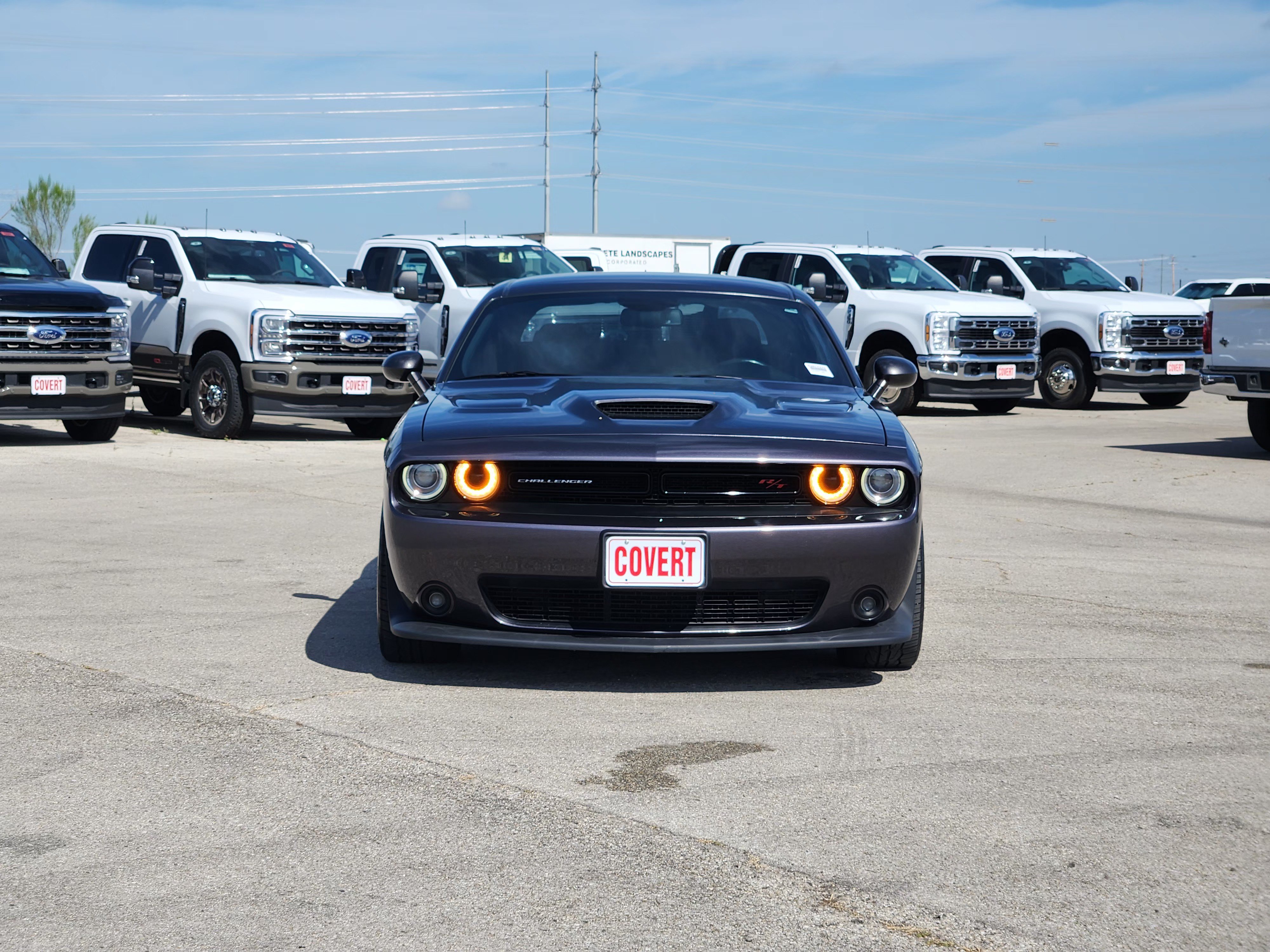 Used 2017 Dodge Challenger R/T Scat Pack w/ Dynamics Package RWD image 2
