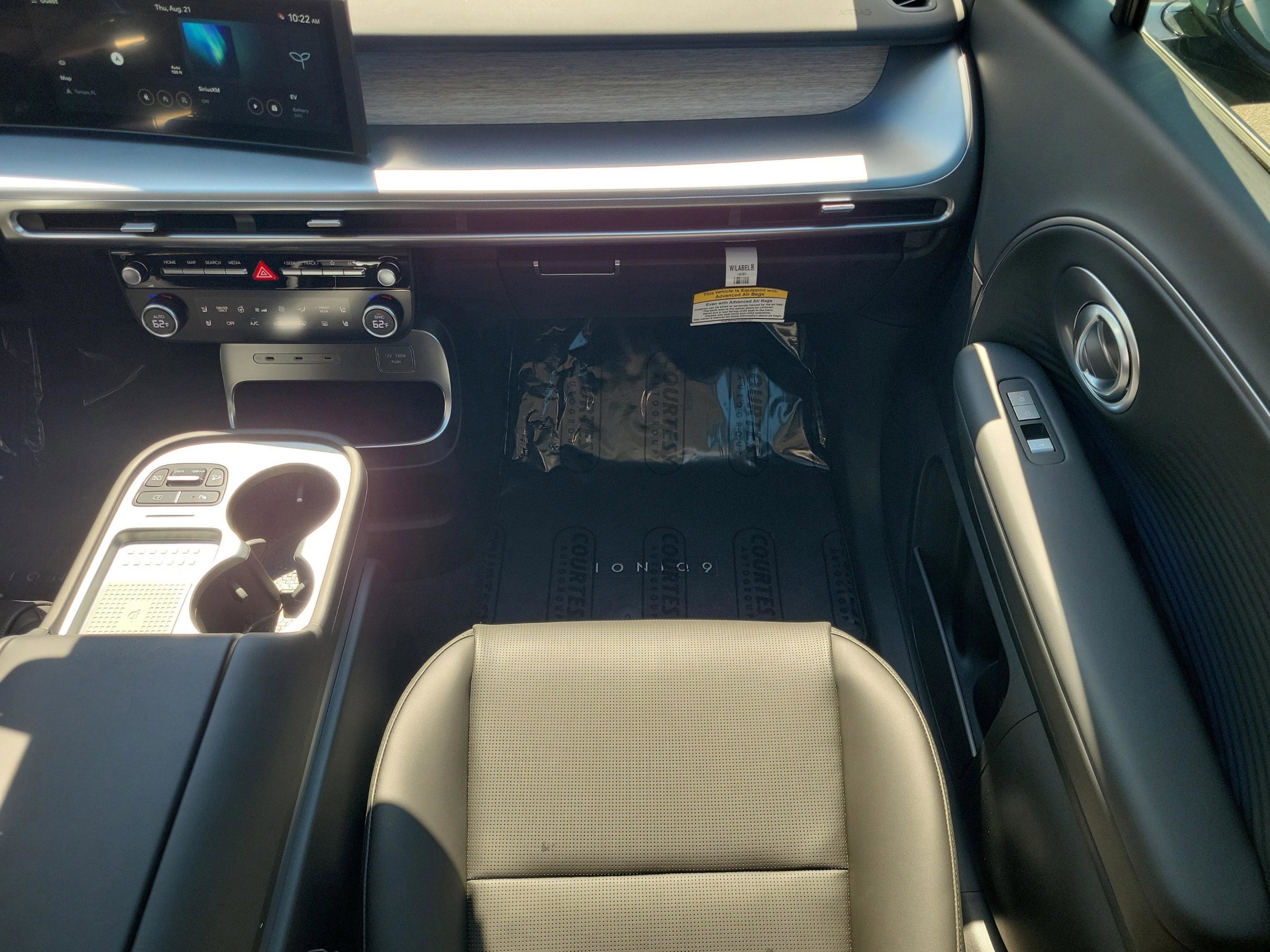 New 2026 Hyundai Ioniq 9 SEL image 15