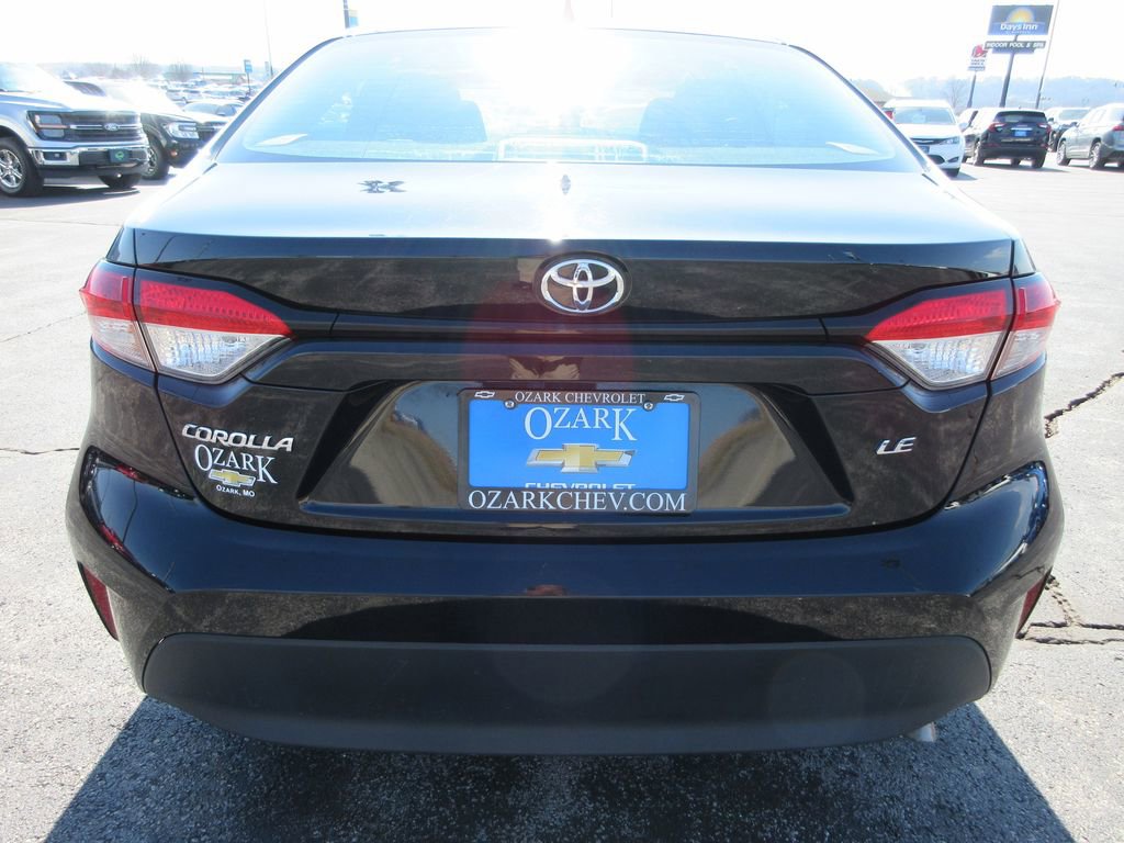 Used 2023 Toyota Corolla LE image 4