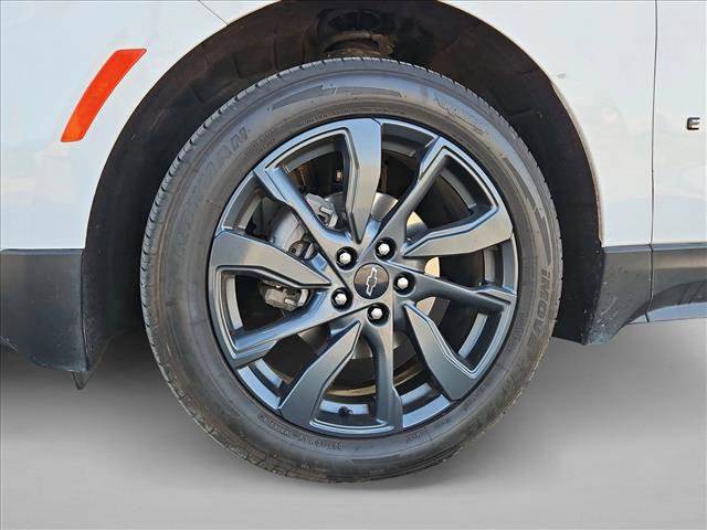 Used 2022 Chevrolet Equinox RS FWD image 23
