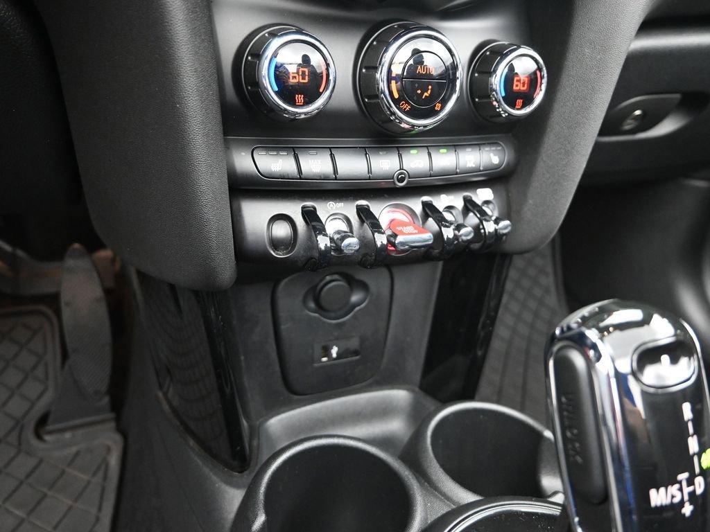 Used 2024 MINI Cooper S FWD image 18